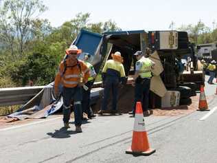 Truck rollover on the Toowoomba Range blocks the down section, Friday, November 15, 2013. Photo Kevin Farmer / The Chronicle. Picture: Kevin Farmer