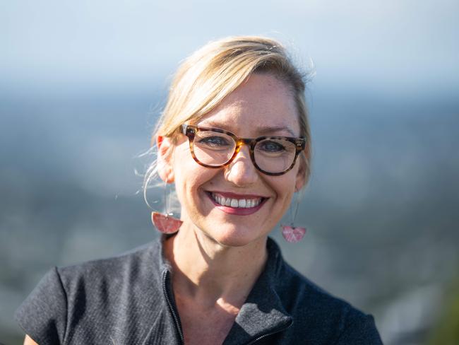 BRISBANE, AUSTRALIA - NewsWire Photos - MAY 13, 2025.Greens Senator Larissa Waters during a press conference at the Mt Coot-tha lookout, commenting on the election results and the future of the Greens.Picture: Dan Peled / NewsWire