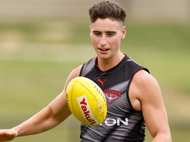 MELBOURNE, AUSTRALIA - JANUARY 16: Elijah Tsatas of the Bombers in action during the Essendon Bombers AFL training session at The Hangar on January 16, 2025 in Melbourne, Australia. (Photo by Michael Willson/AFL Photos via Getty Images)