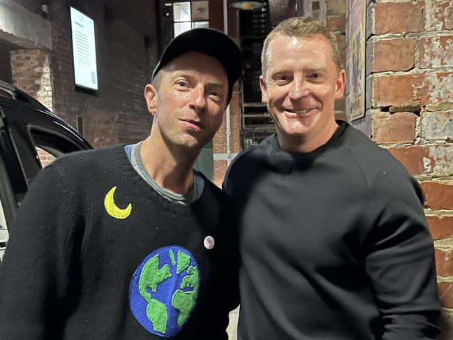 Coldplay singer Chris Martin with Carlton coach Michael Voss. Picture: Supplied