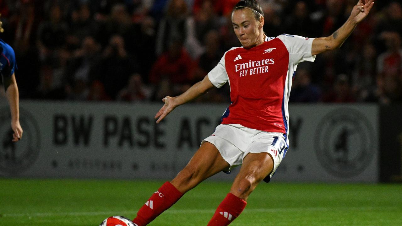 Caitlin Foord scores one of four goals for Arsenal against Rangers FC. Picture: Justin Setterfield/Getty Images