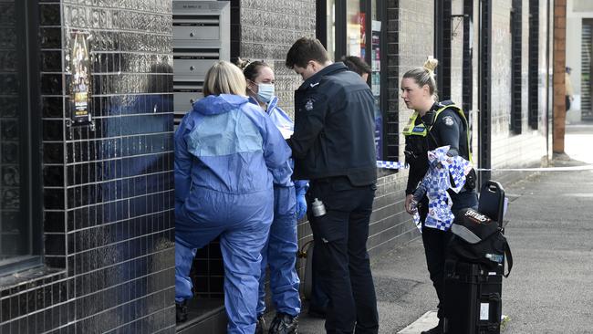 Police investigate the stabbing death at the former Royal Hotel in Footscray of a 37-year-old woman. Picture: NCA NewsWire / Andrew Henshaw
