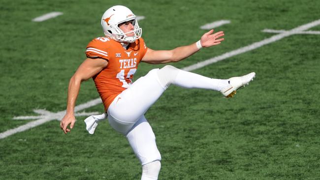 Michael Dickson in action for Texas against San Jose State.