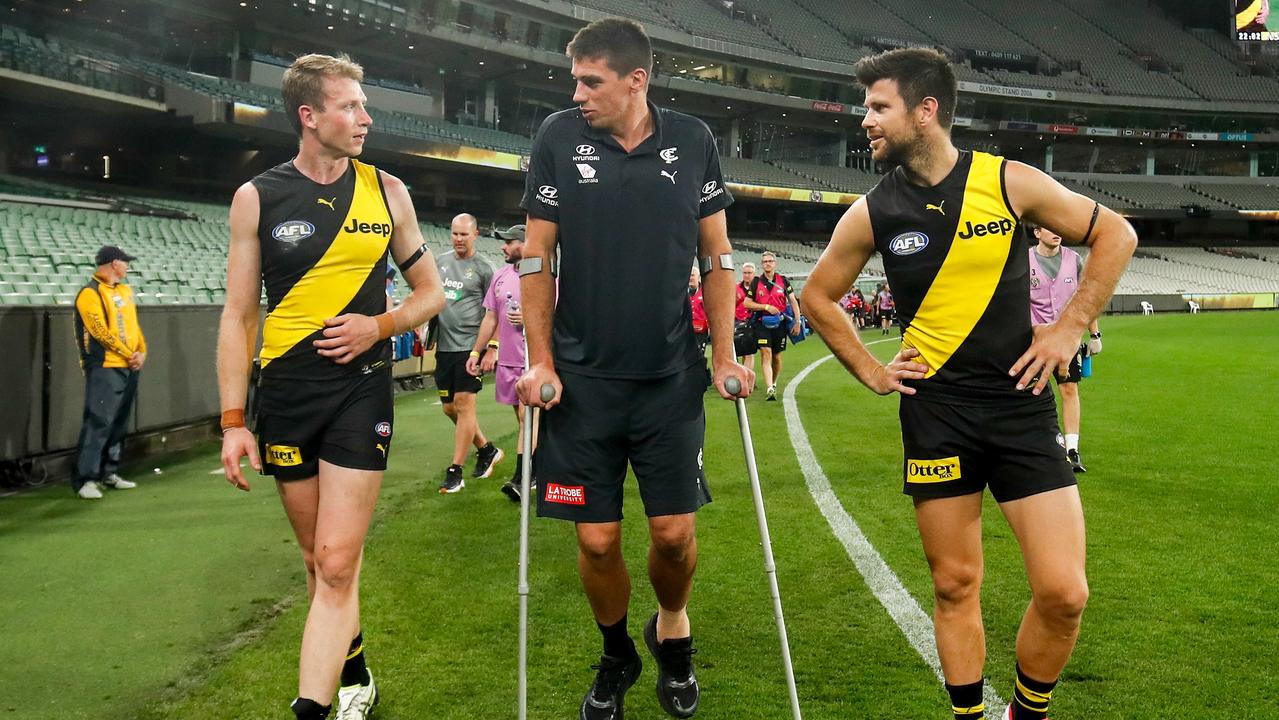 Matthew Kreuzer faces four months on the sidelines. Photo: Dylan Burns/AFL Photos via Getty Images