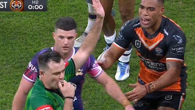 The footy world has erupted over the "short whistle". Photo: Fox Sports