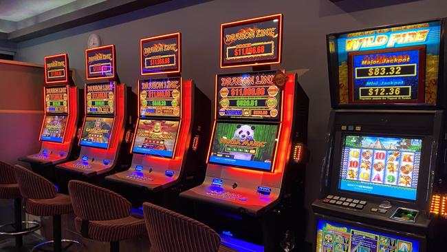 There was a 25 per cent drop in poker machine spending in 2019/20 across the state. Picture: File.