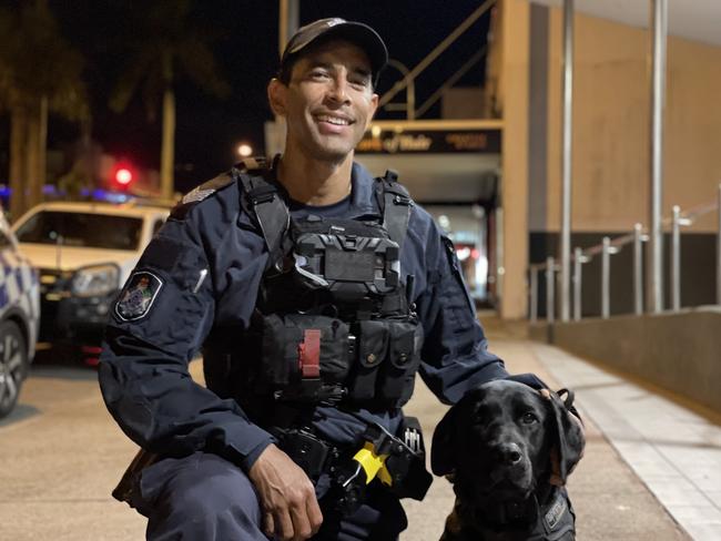 Sergeant Felipe Peraza, his partner PD Baron and Mackay-Whitsunday District Superintendent Shane Holme ready to walk the schoolies beat. Photo: Fergus Gregg.