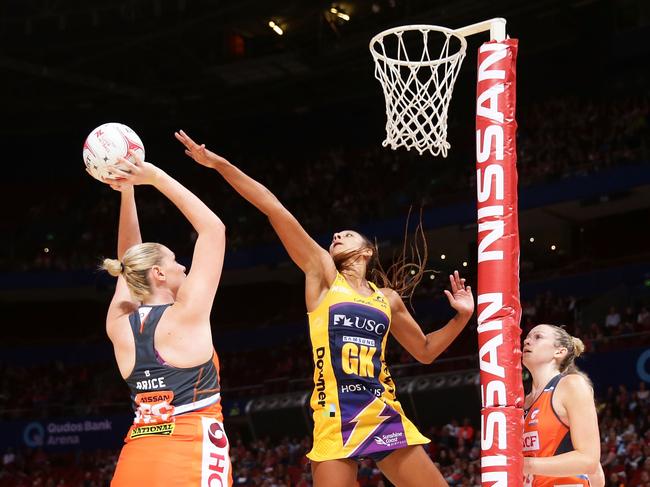SYDNEY, AUSTRALIA - MAY 27:  Kristina Brice of the Giants shoots as Geva Mentor of the Lightning defends during the round 14 Super Netball match between the Giants and the Lightning at Qudos Bank Arena on May 27, 2017 in Sydney, Australia.  (Photo by Matt King/Getty Images)