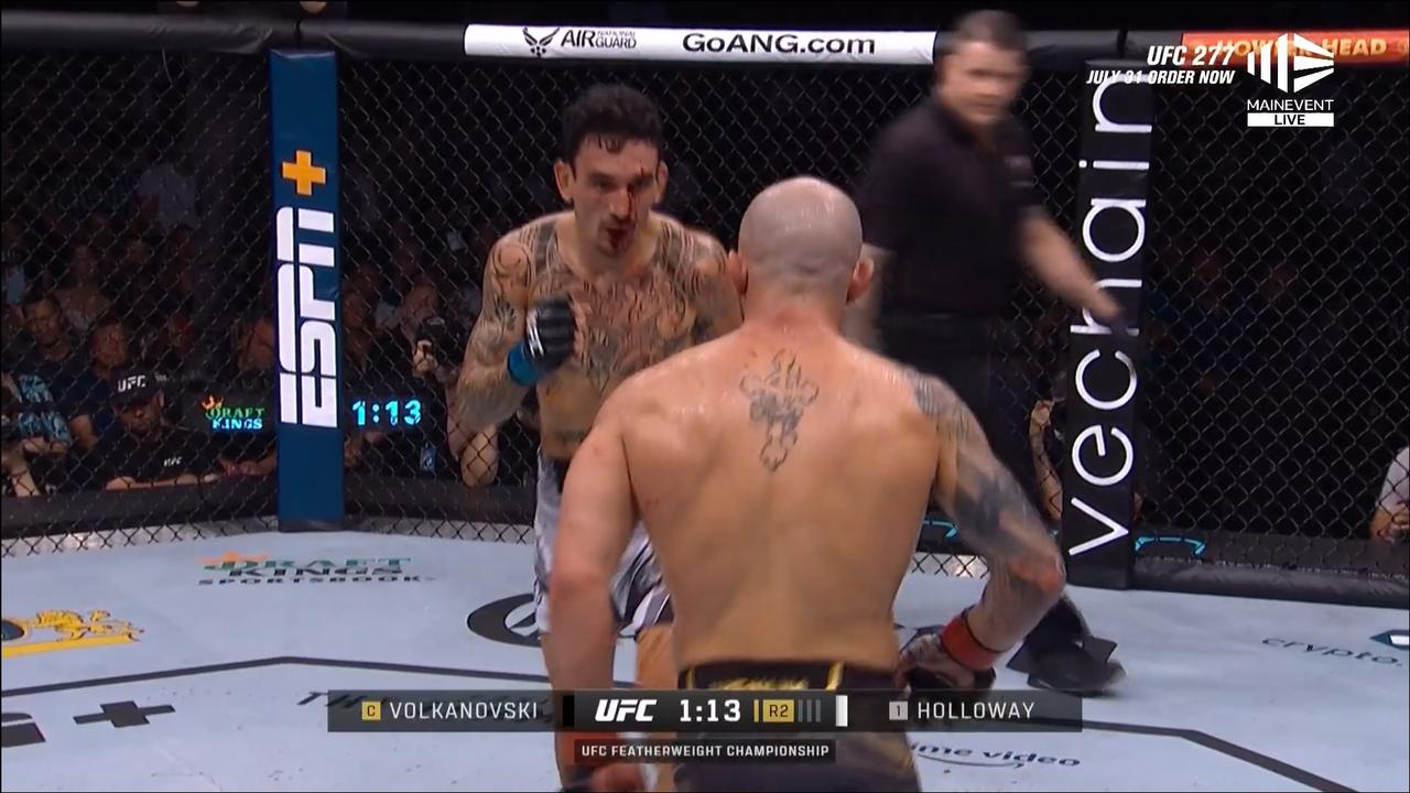 Max Holloway's face was pouring with blood. Photo: UFC, Main Event.