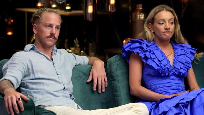 The pair have a tense confrontation with the experts on Monday’s MAFS finale.