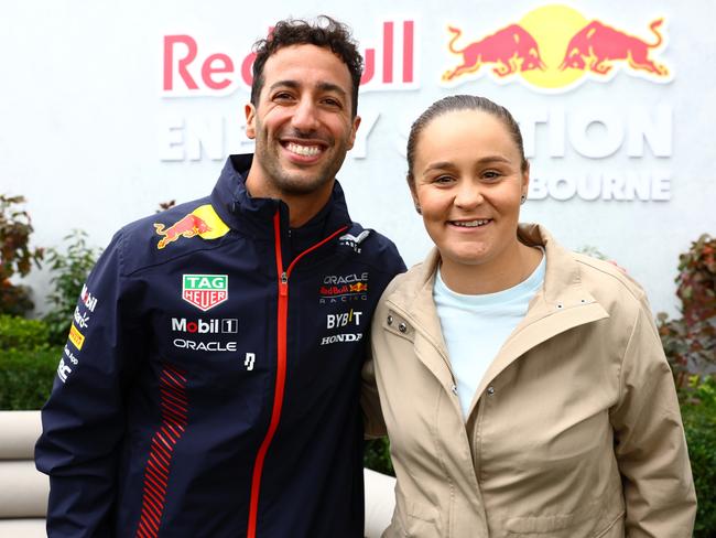 MELBOURNE, AUSTRALIA - APRIL 01: Daniel Ricciardo of Australia and Oracle Red Bull Racing poses for a photo with Ashleigh Barty in the Paddock during qualifying ahead of the F1 Grand Prix of Australia at Albert Park Grand Prix Circuit on April 01, 2023 in Melbourne, Australia. (Photo by Mark Thompson/Getty Images)