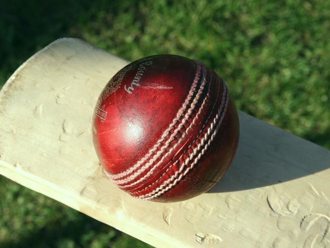 Undated : Generic cricket bat and ball.