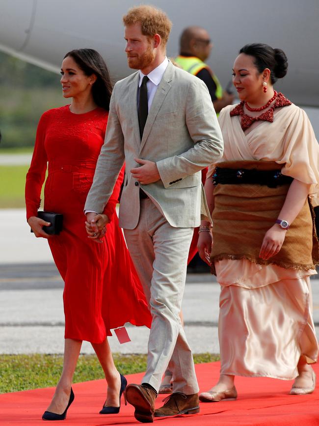 Faux pas! The tag on her dress by Self-Portrait was visible at the airport. Picture: Reuters