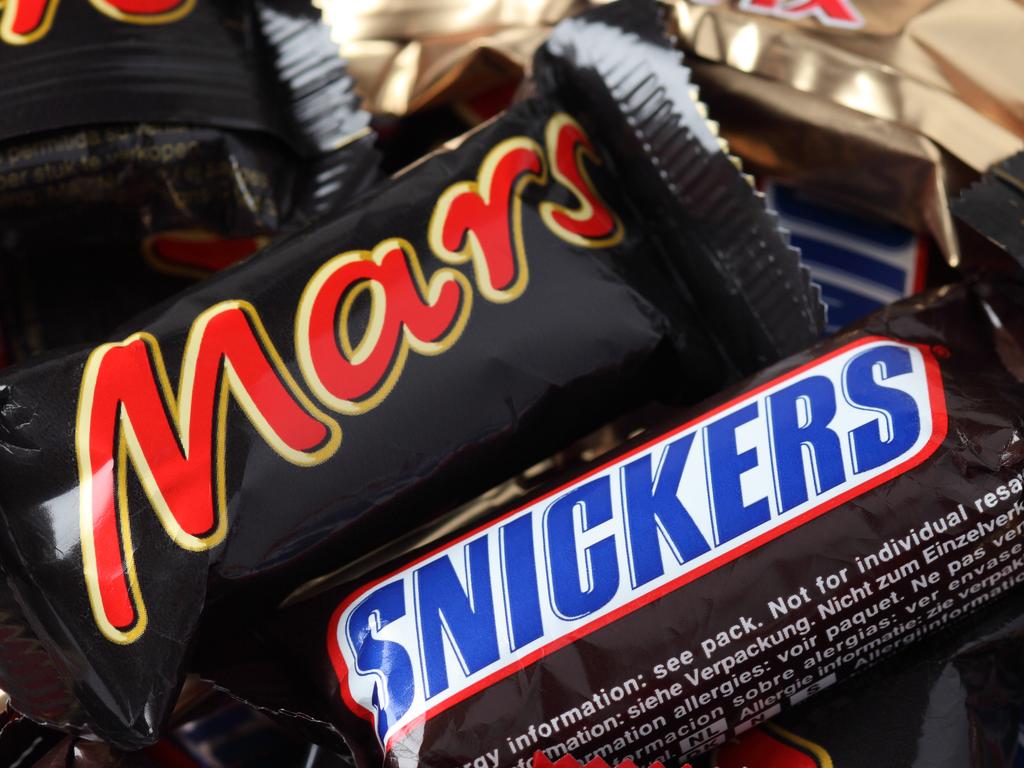 30-Year-Old-Snickers – Wrappers Recovered