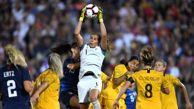 Australia's goalkeeper Mackenzie Arnold.