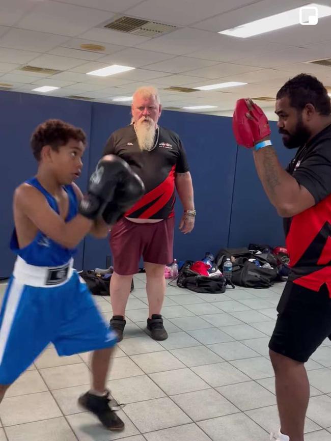 Zap De Jong with his Do It Boxing students. Picture: Zap De Jong