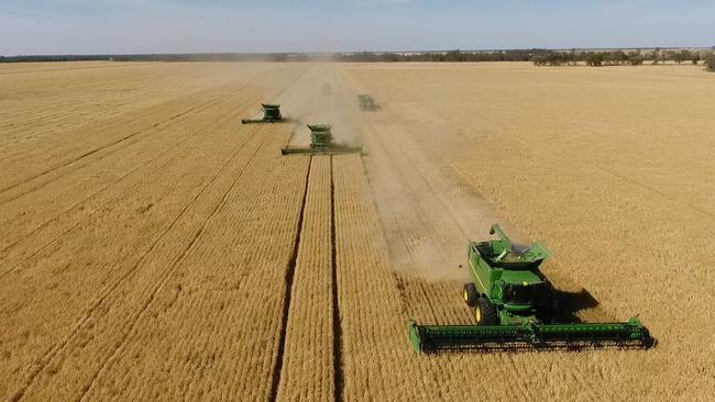 Macquarie Agriculture has listed its Lawson Grains portfolio, comprising 105,000ha in NSW and Western Australia, for sale. Picture: LAWD