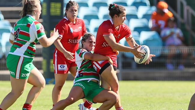 Josie Strong for the Illawarra Steelers. Photo: Denis Ivaneza