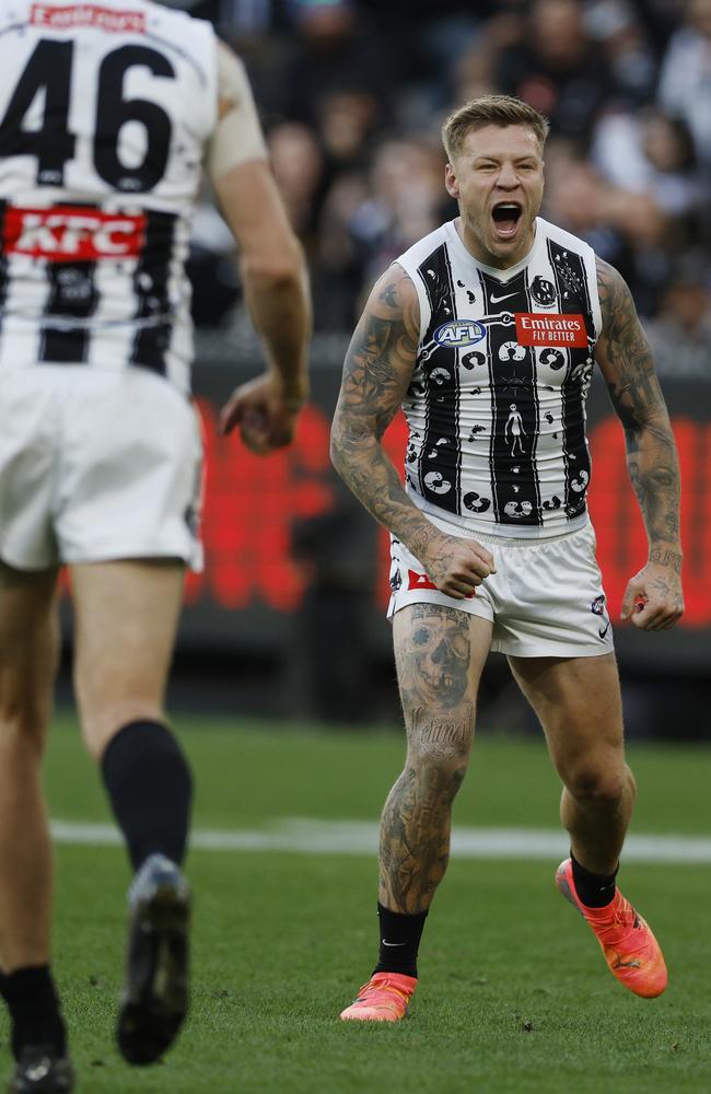 Jordan De Goey after putting the Magpies in front. Picture: Michael Klein