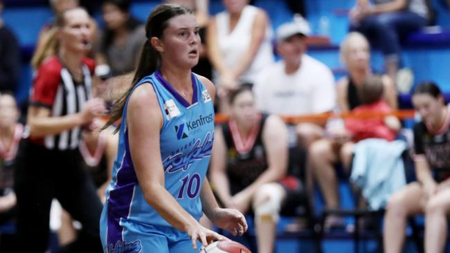 Cairns Marlins v Mackay Meteorettes at the Fish Tank. Marlins' Emma Toombs. Picture: Stewart McLean