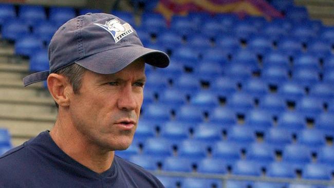 Former Canterbury NRL coach Steve Folkes has died aged 59, reportedly from a heart attack.