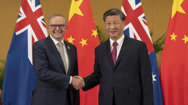 Anthony Albanese meets Chinese President Xi Jinping during the 2022 G20 summit in Bali, but an official visit by the Australian Prime Minister depends on the removal of trade sanctions. Picture: Twitter