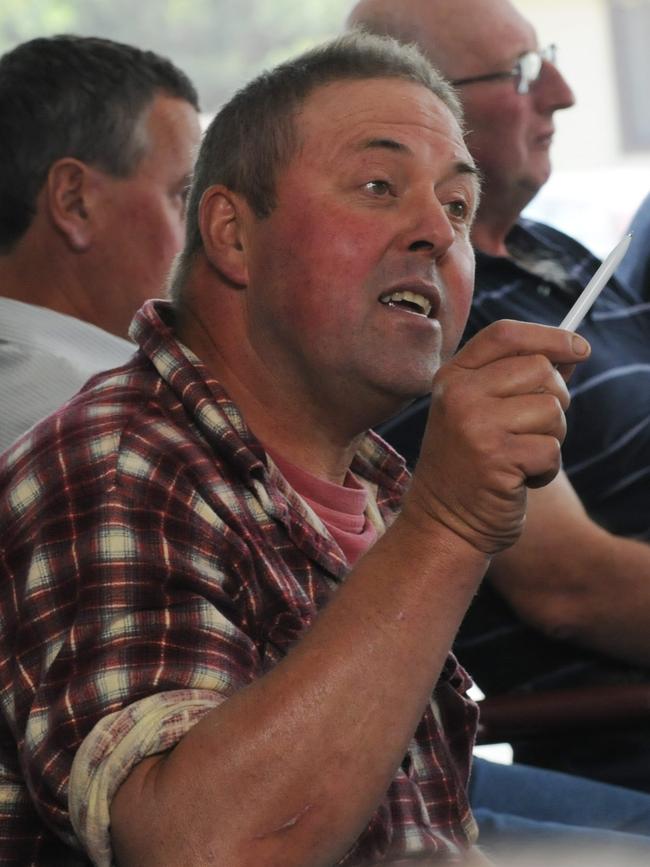 Bernhard Lubitz, Leongatha South.