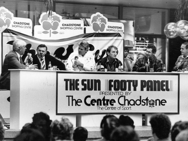 Lou Richards with <i>The Sun </i>footy panel — Bob Skilton, Sam Newman, Peter Keenan, Bob Davis and Mike Williamson — at Chadstone in 1987. Picture: Colin Stuckey