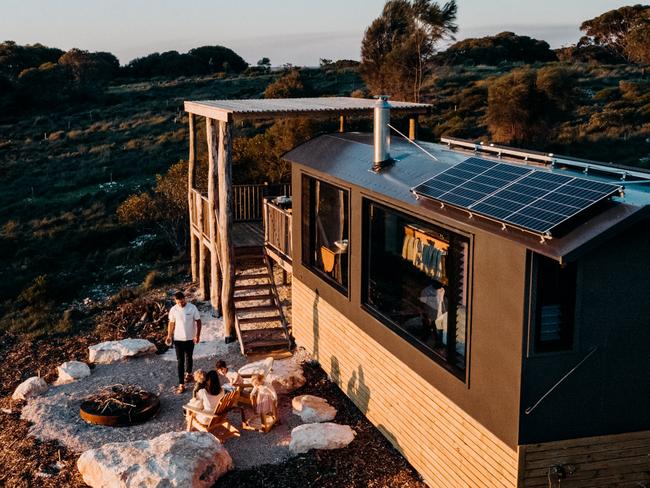 Old train carriage converted into incredible holiday cabin