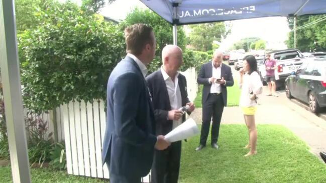 Replay: Brisbane house auctions – 44 Temple St, Coorparoo