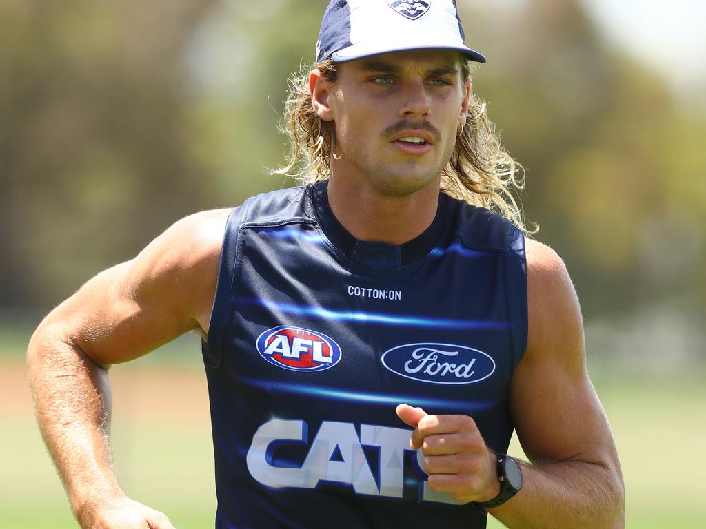 Bailey Smith trains with the Geelong Cats for the first time. Picture: Alison Wynd