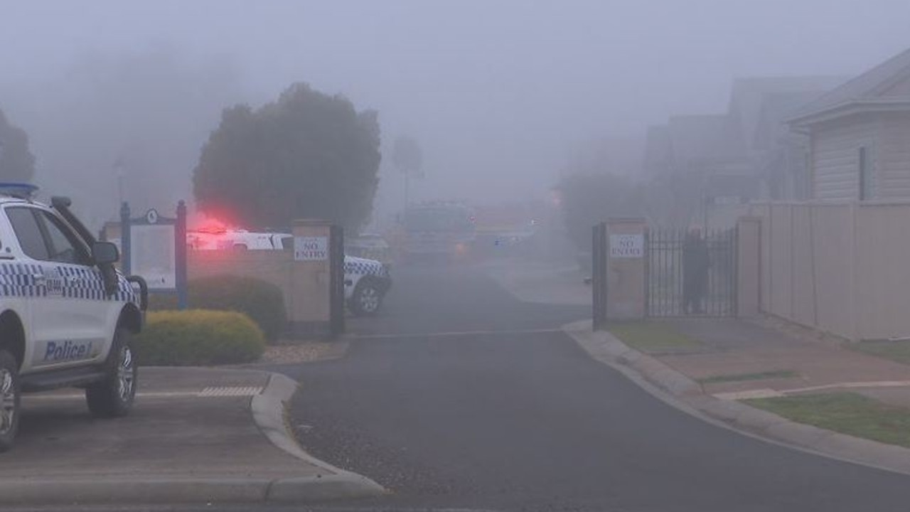 Kilmore, Victoria: Man dies in Royal Parade retirement village fire ...