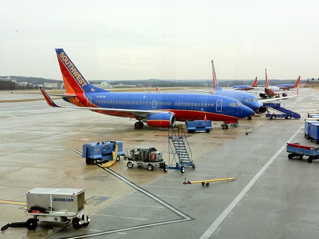 Richard Ilczyszyn dead after Southwest Airlines flight: Widow sues ...