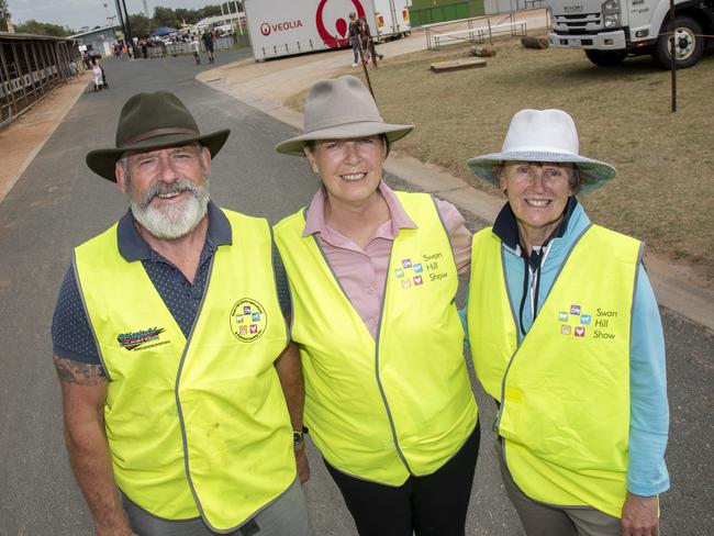 Steve Mitchell, Kaye Mitchell and Lois Carnie. Swan Hill Show 2024. Picture: Noel Fisher.