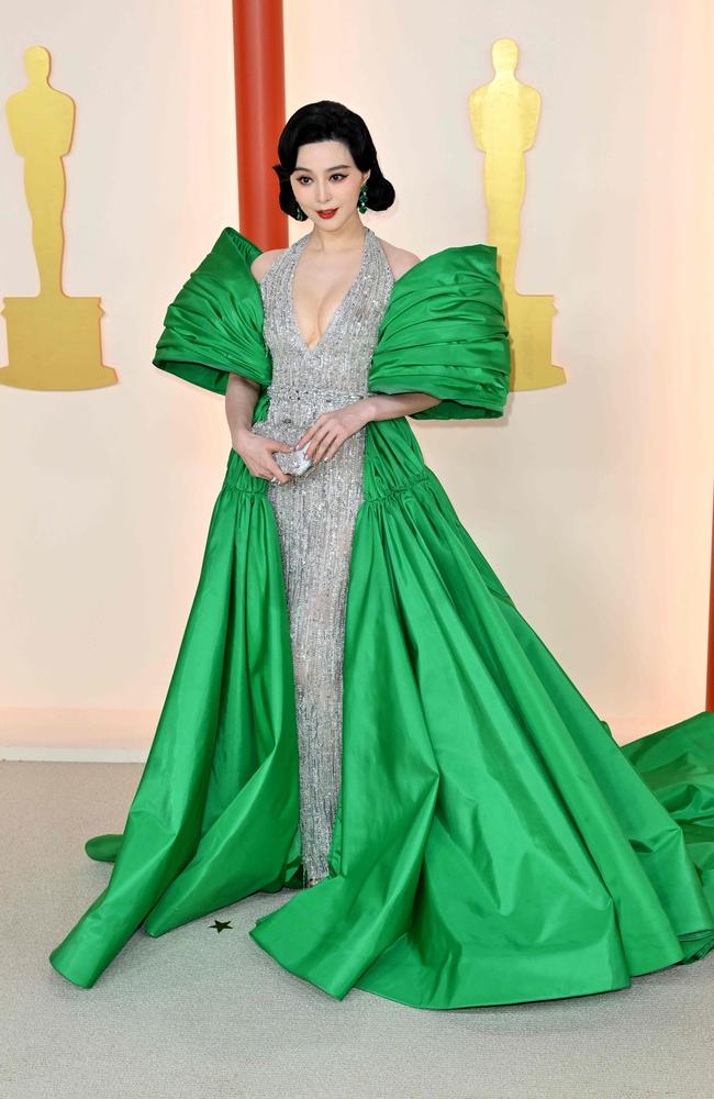 Chinese actor Fan Bingbing channels old Hollywood glamour in Tony Ward Couture on the champagne carpet. Picture: AFP