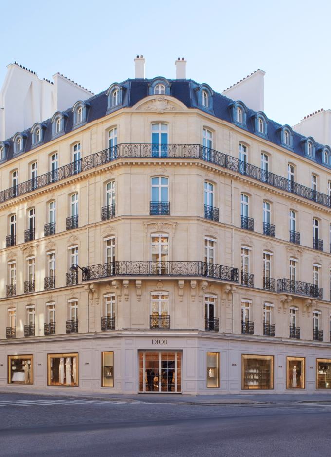 Dior: A New Look at 30 avenue Montaigne 