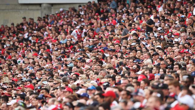 Sydney Roosters fans cram into Allianz Stadium. Picture: Phil Hillyard