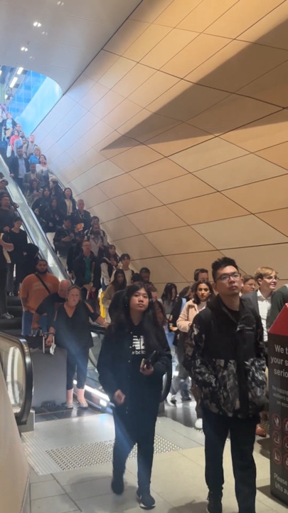 Sydney train chaos triggers network meltdown
