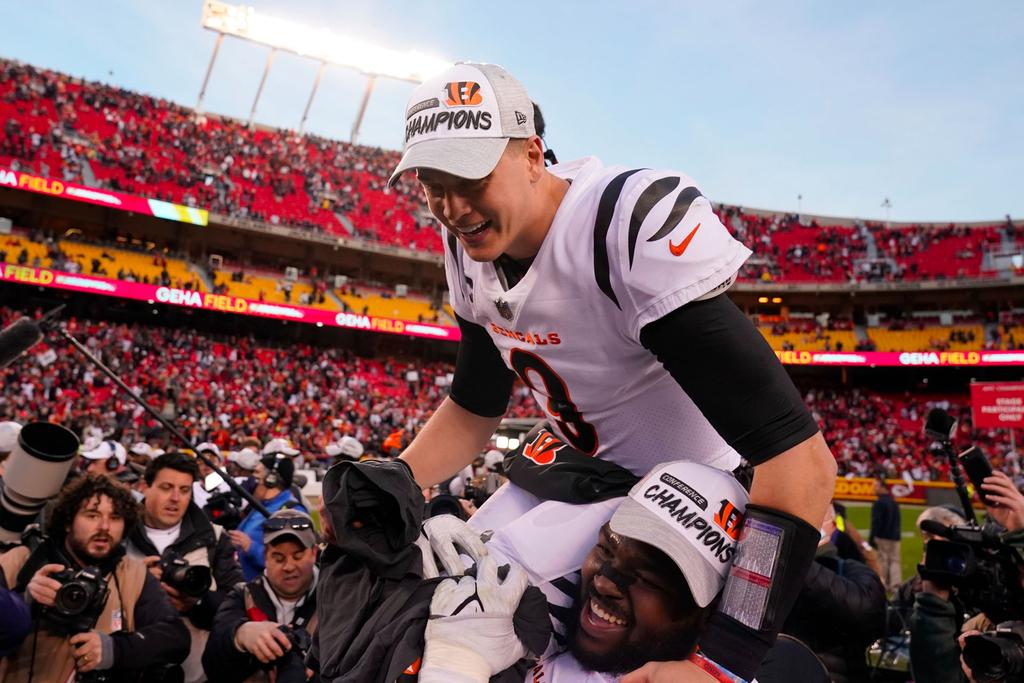 Video: Joe Burrow's Arrival At Arrowhead Stadium Going Viral - The Spun:  What's Trending In The Sports World Today