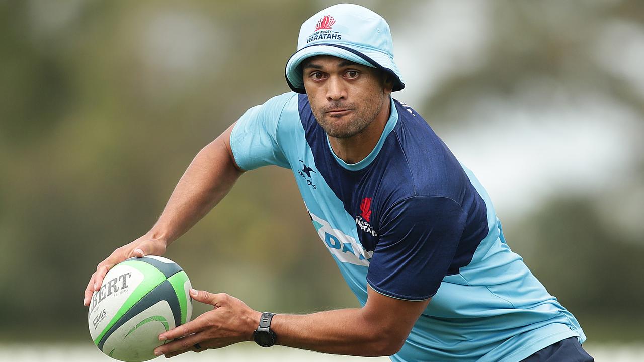 Stand-in Waratahs captain Karmichael Hunt is taking a leadership role on and off the field.