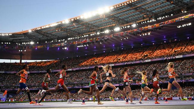 The Stade de France has been a spectacle for the athletics. (Photo by Jewel SAMAD / AFP)