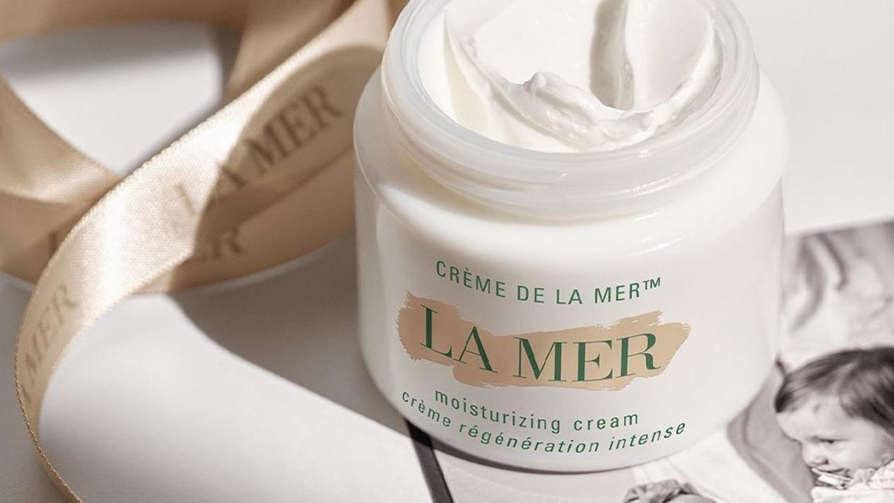 Take a rare 40 per cent off this top-rated La Mer moisturising cream. Picture: Supplied.