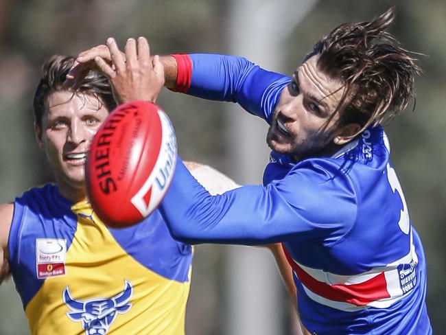 EFL (Div 1) football: South Croydon v Noble Park. Frank Anderson (South Croydon). Picture: Valeriu Campan