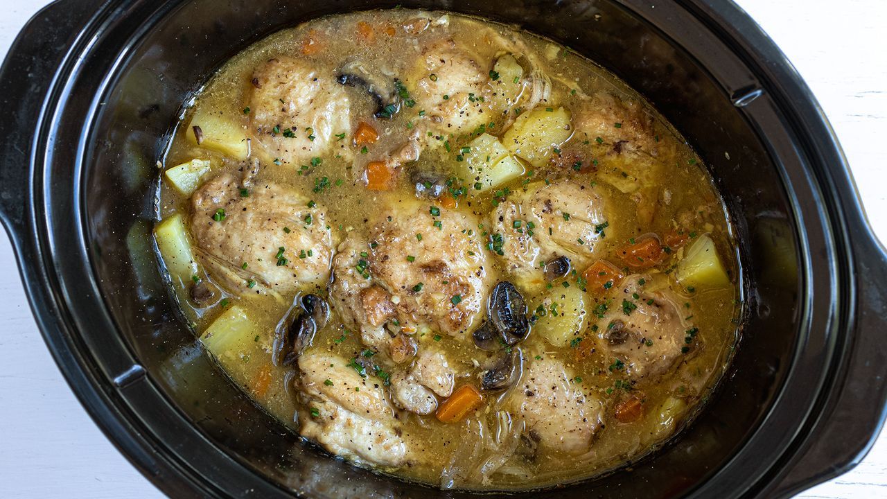 Slow_cooker_creamy_chicken_mushrooms_final