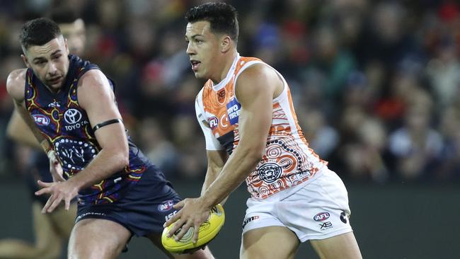 Dylan Shiel escapes from Rory Atkins. Picture: Sarah Reed