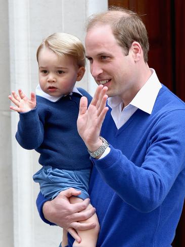 LONDON, ENGLAND - MAY 02: Prince William, Duke of Cambridge and Prince George of Cambridge arrive at the Lindo Wing after Catherine, Duchess of Cambridge gave birth to a baby girl at St Mary's Hospital on May 2, 2015 in London, England. (Photo by Chris Jackson/Getty Images)