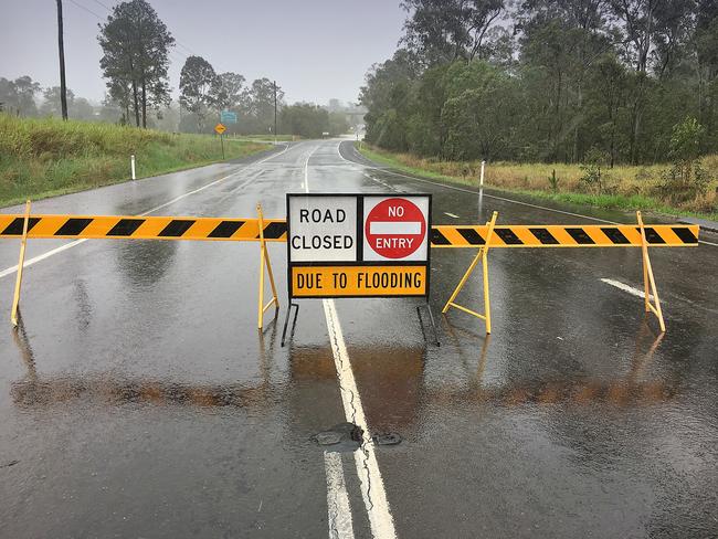 townsville road closed generic.