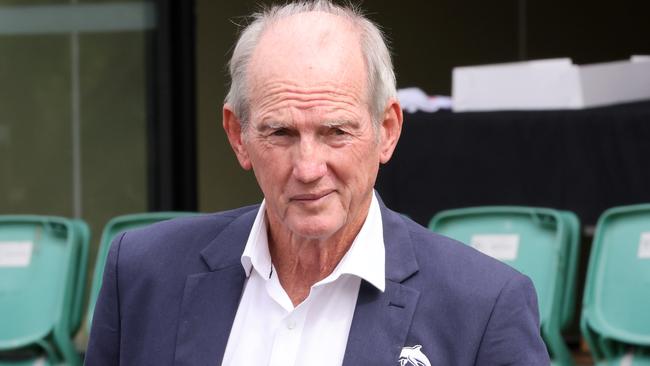 Dolphins coach Wayne Bennett. Photo Steve Pohlner.