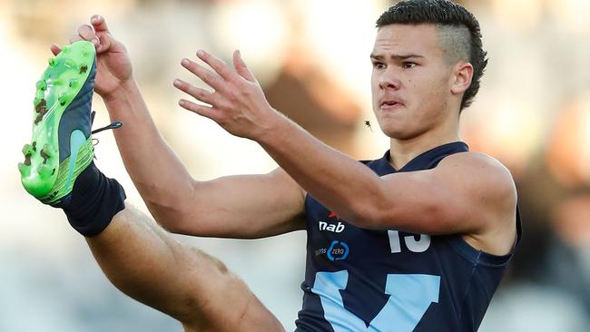 Cameron Rayner in action for Vic Metro.