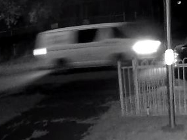 CCTV vision captured the van used to transport Mr Tran to the home he was detained inside of.